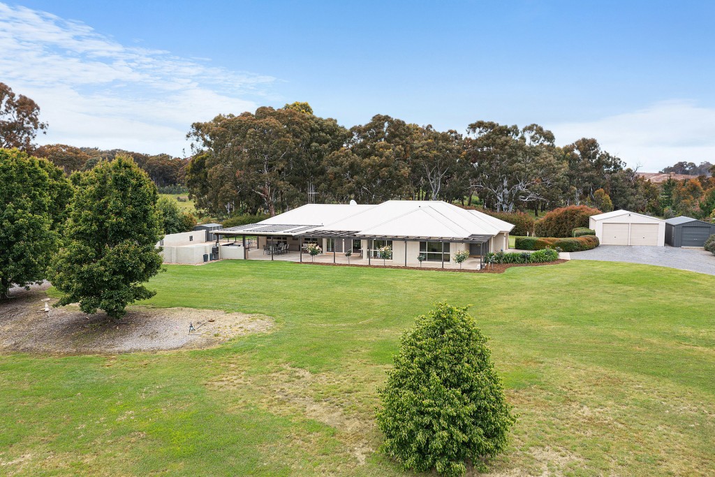 52 Weemilah Place, Orange NSW 2800 - photo 3