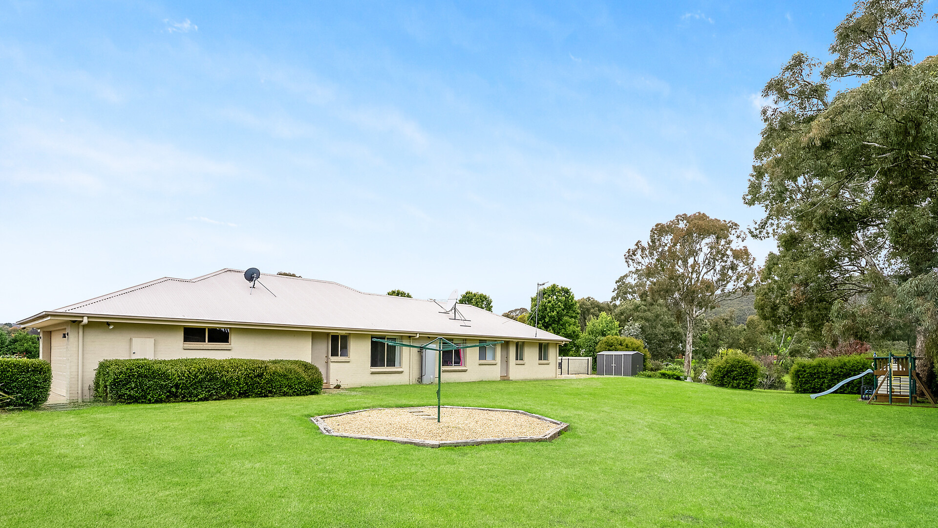 52 Weemilah Place, Orange NSW 2800 - photo 24