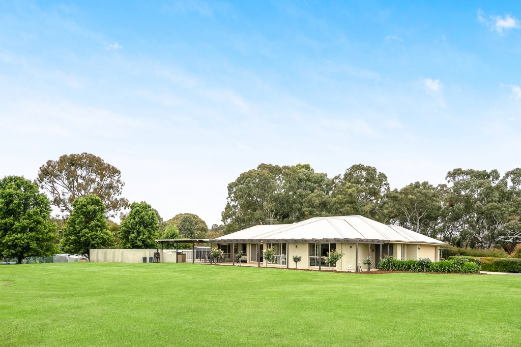 52 Weemilah Place, Orange NSW 2800 - photo 25