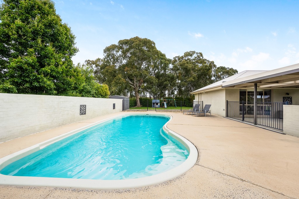 52 Weemilah Place, Orange NSW 2800 - photo 9