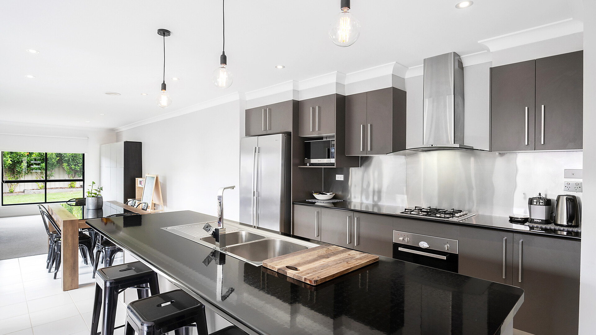 14 Winter Street, Orange NSW 2800 - photo 11