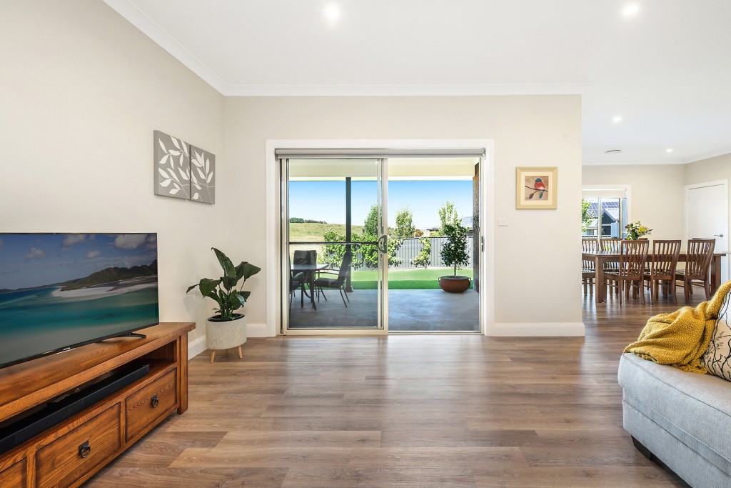 15 Scarborough Street, Orange NSW 2800 - photo 4