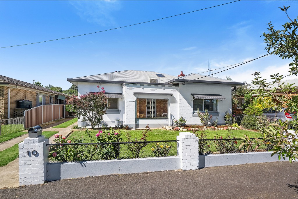 10 Caroline Street, Orange NSW 2800 - McGrath Central West