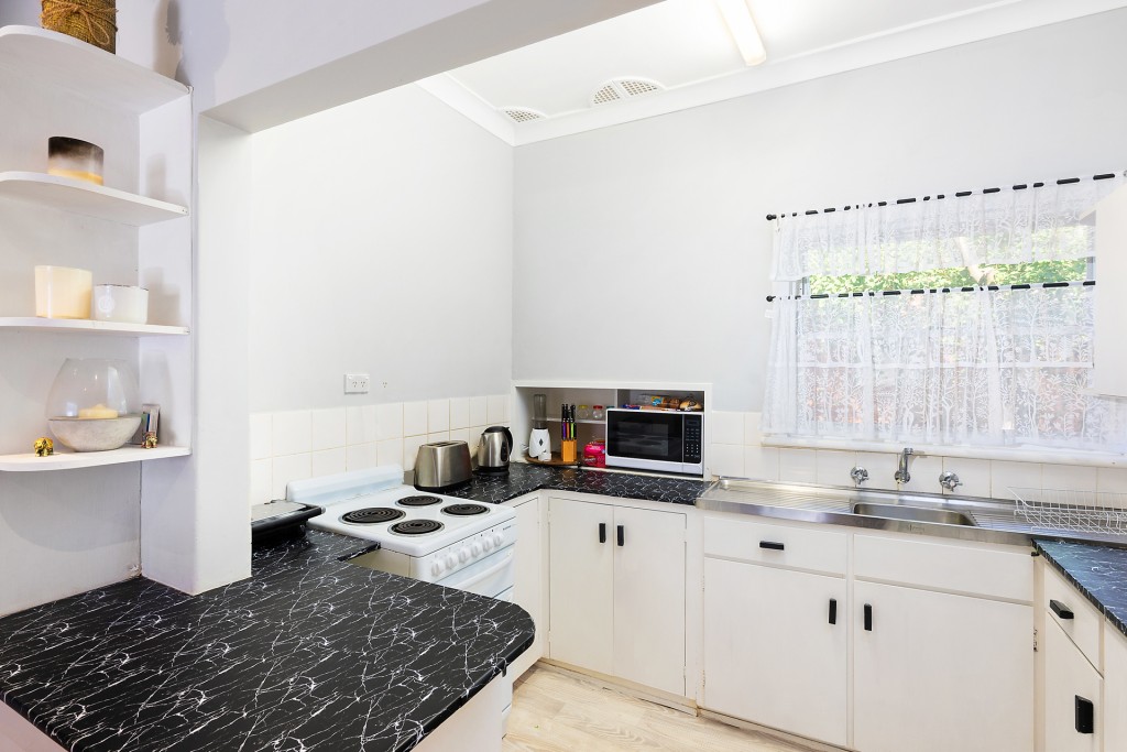 10 Caroline Street, Orange NSW 2800 - photo 7