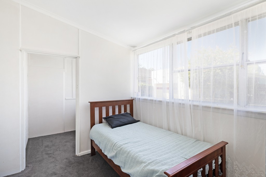 10 Caroline Street, Orange NSW 2800 - photo 10