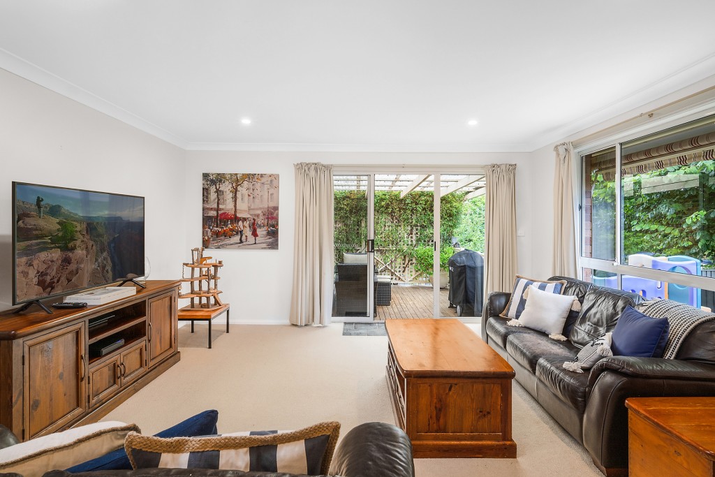 9 Lyrebird Place, Orange NSW 2800 - photo 7
