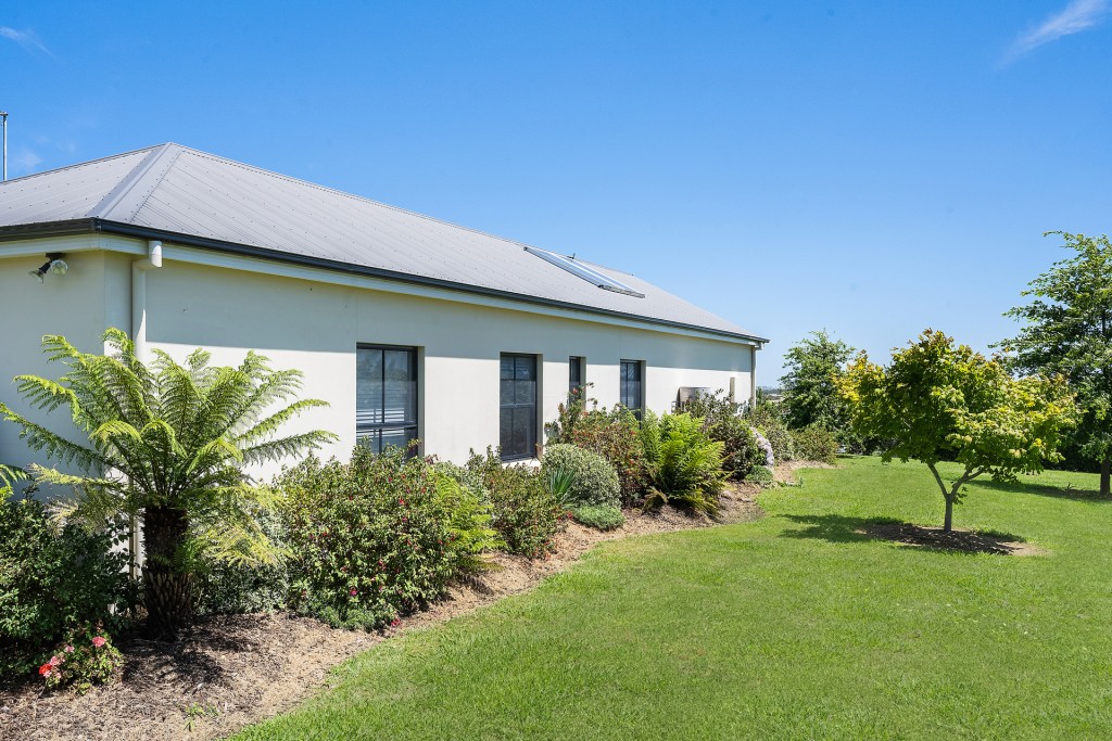 77 Dean Drive, Orange NSW 2800 - photo 15