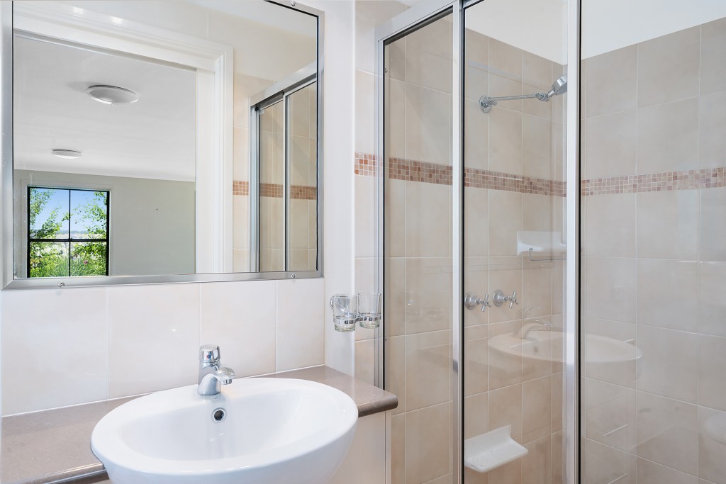 77 Dean Drive, Orange NSW 2800 - photo 3