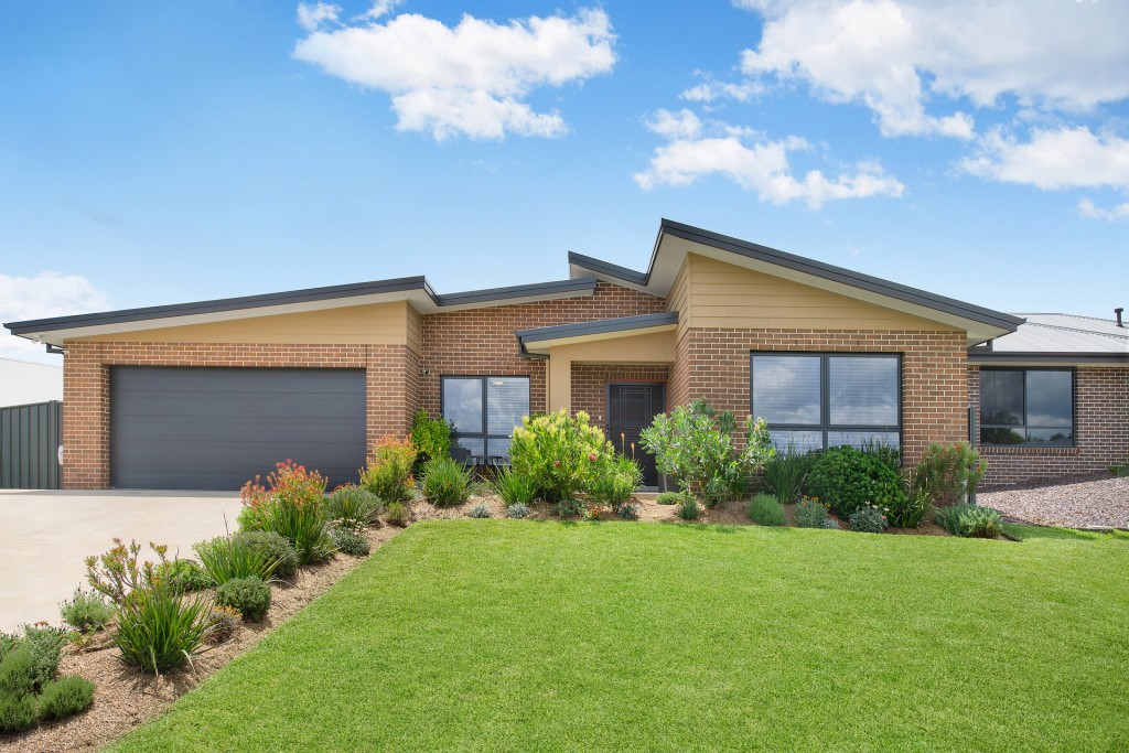 27 Haywood Drive, Orange NSW 2800 - McGrath Central West
