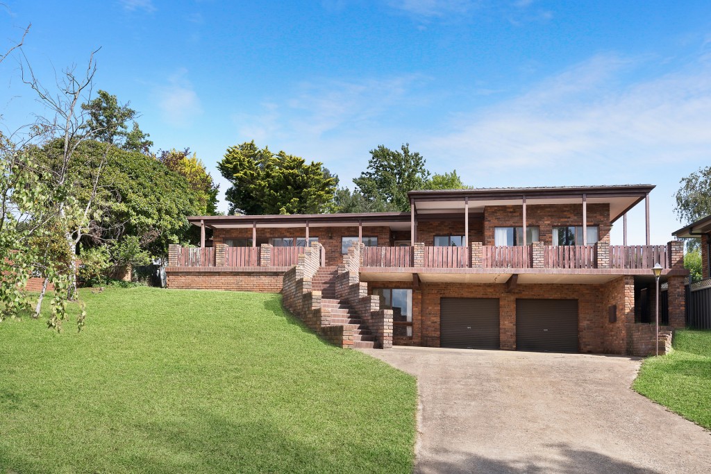 16 Yarawini Drive, Orange NSW 2800 - McGrath Central West