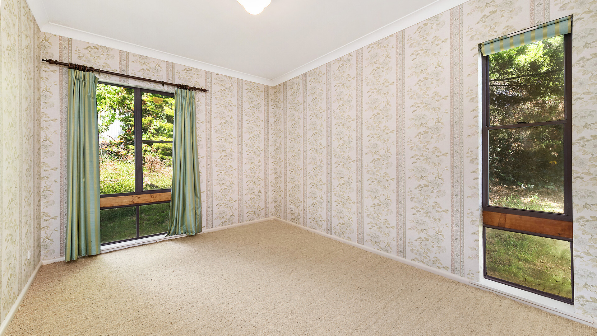 16 Yarawini Drive, Orange NSW 2800 - photo 12