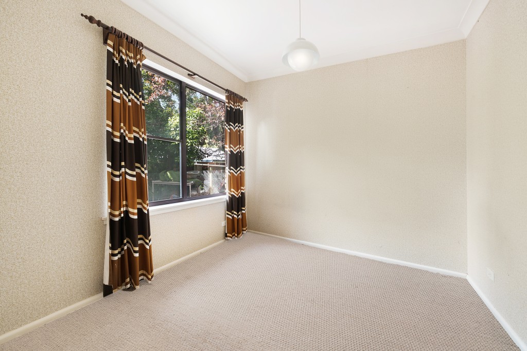 16 Yarawini Drive, Orange NSW 2800 - photo 14