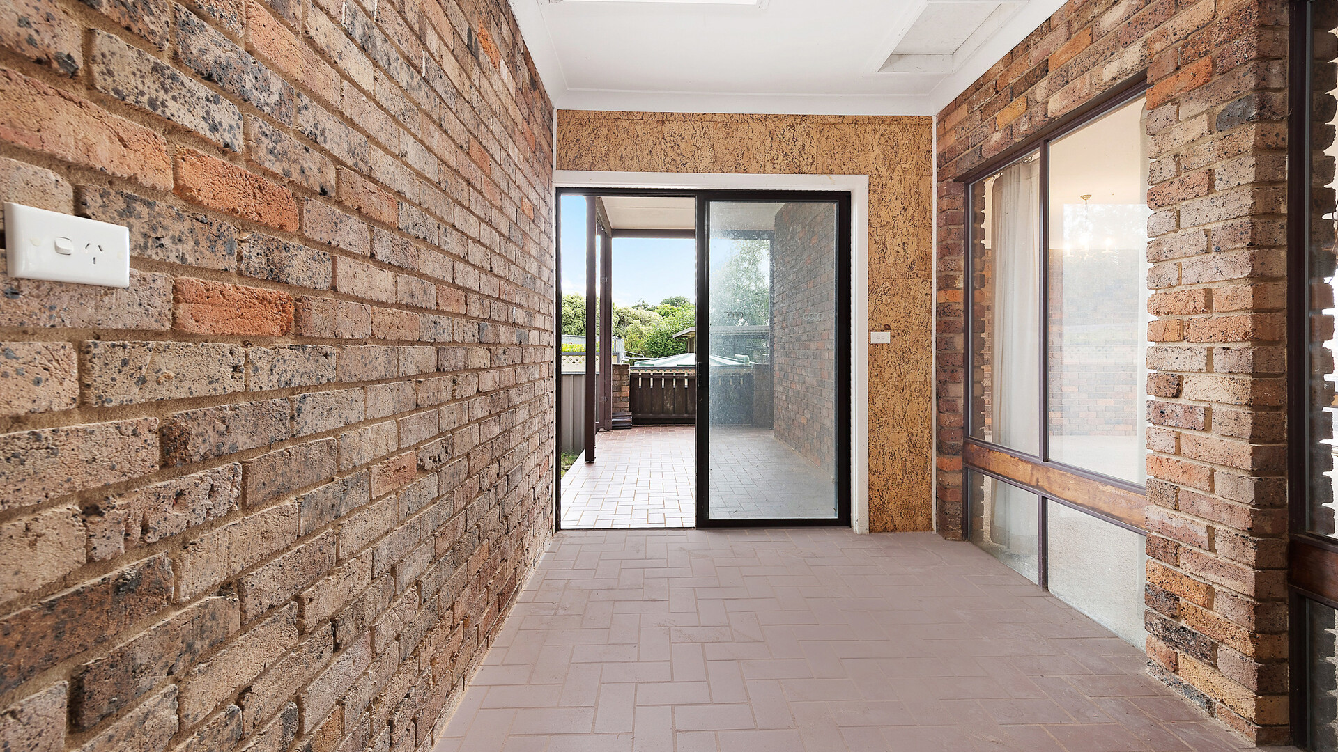 16 Yarawini Drive, Orange NSW 2800 - photo 6