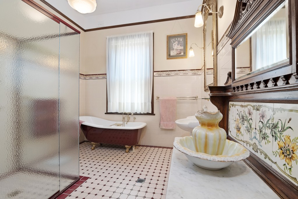 25 Summer Street, Orange NSW 2800 - photo 10