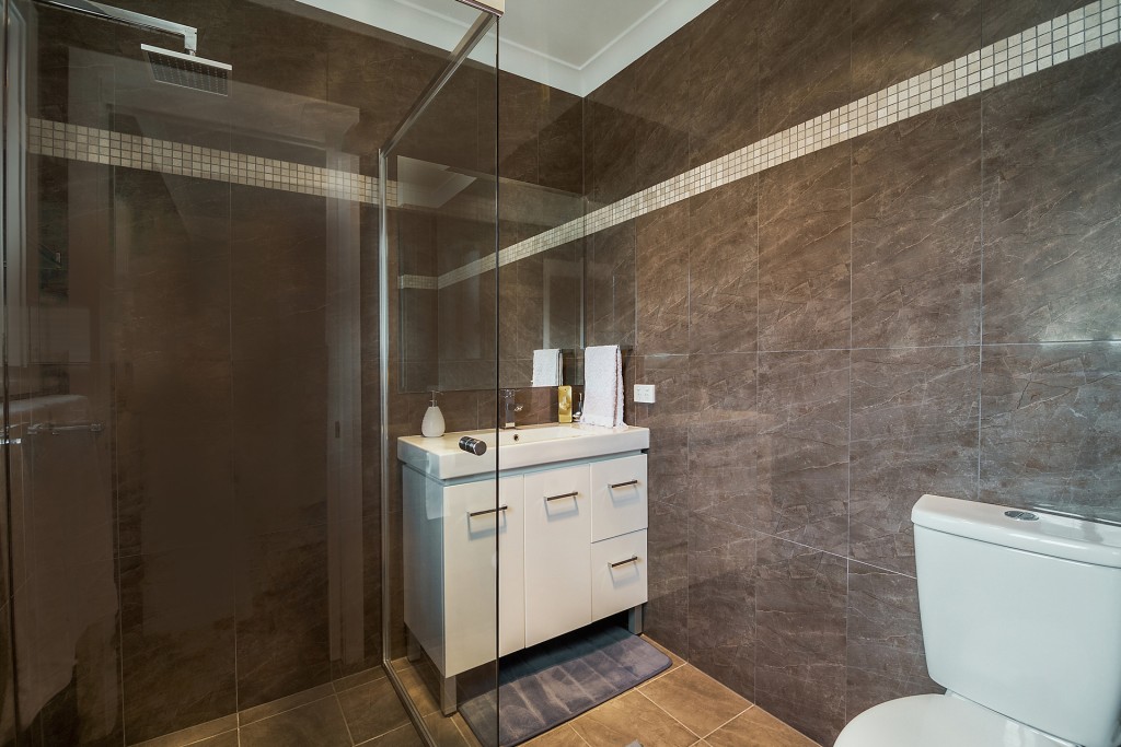 82 Diamond Drive, Orange NSW 2800 - photo 16