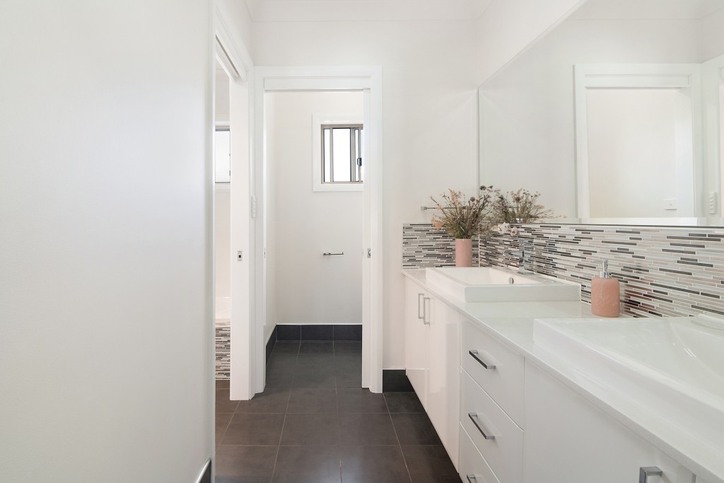 82 Diamond Drive, Orange NSW 2800 - photo 18