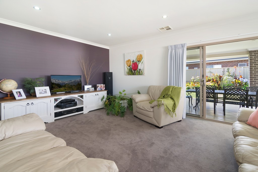 82 Diamond Drive, Orange NSW 2800 - photo 10
