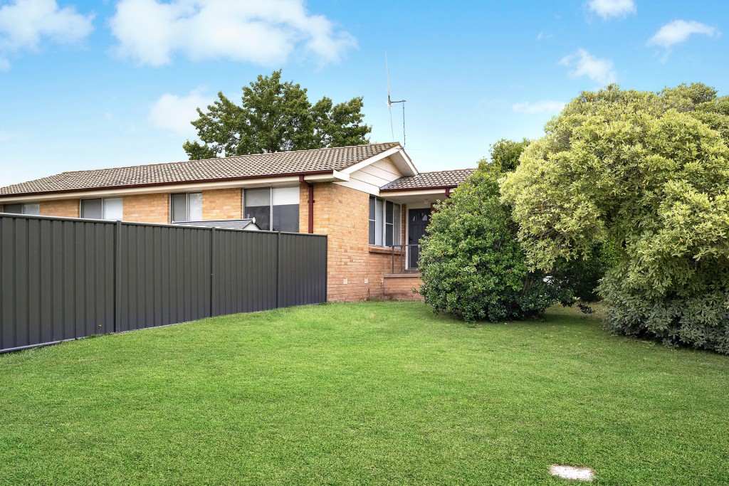 15 Morobe Place, Orange NSW 2800 - photo 11