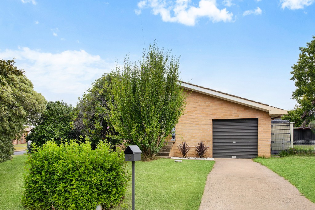 15 Morobe Place, Orange NSW 2800 - McGrath Central West