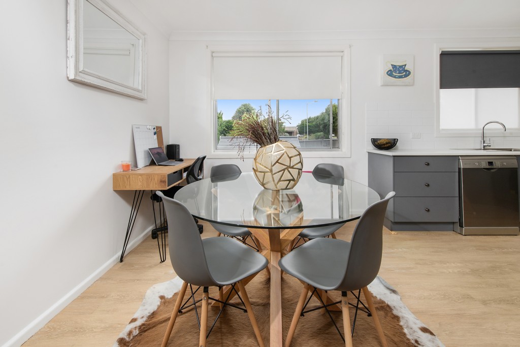 15 Morobe Place, Orange NSW 2800 - photo 3