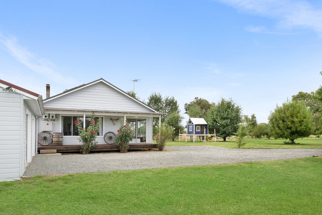 14 Kinghorn Lane, Orange NSW 2800 - photo 2