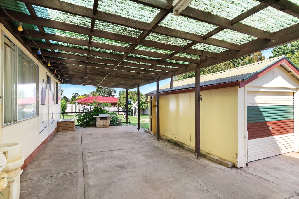 4 Frederica Street, Orange NSW 2800 - photo 8
