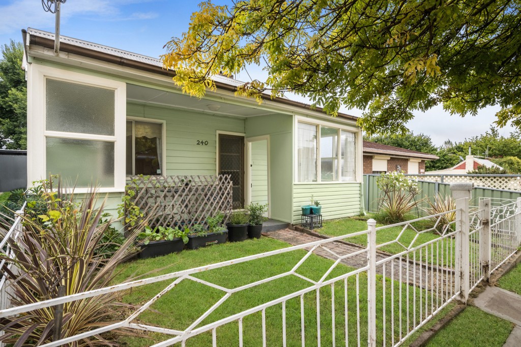 240 Byng Street, Orange NSW 2800 - photo 14