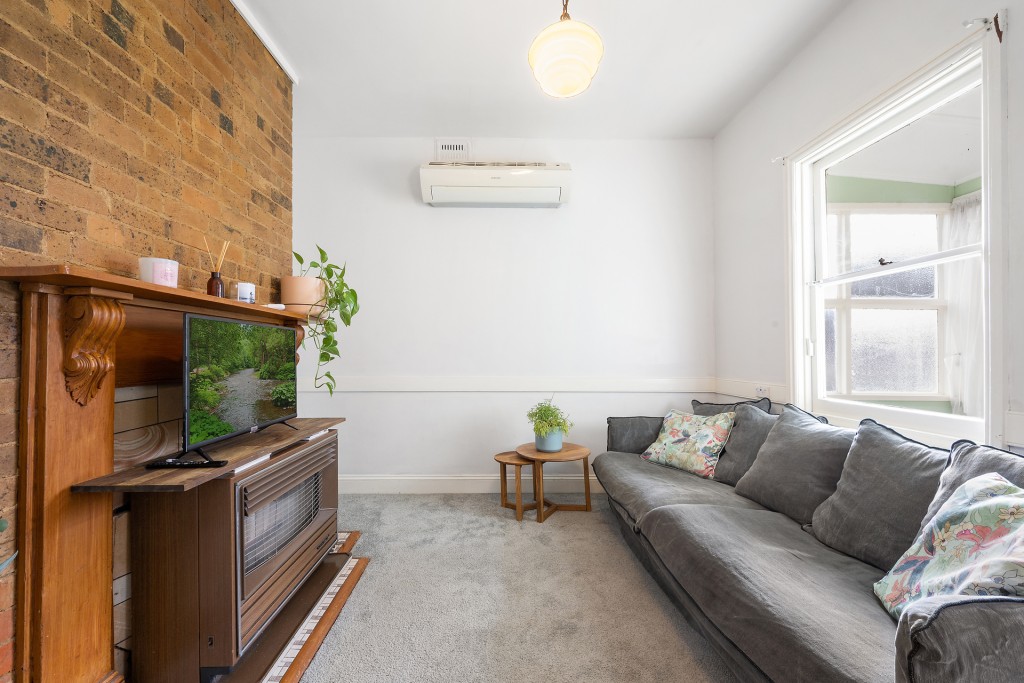 240 Byng Street, Orange NSW 2800 - photo 3