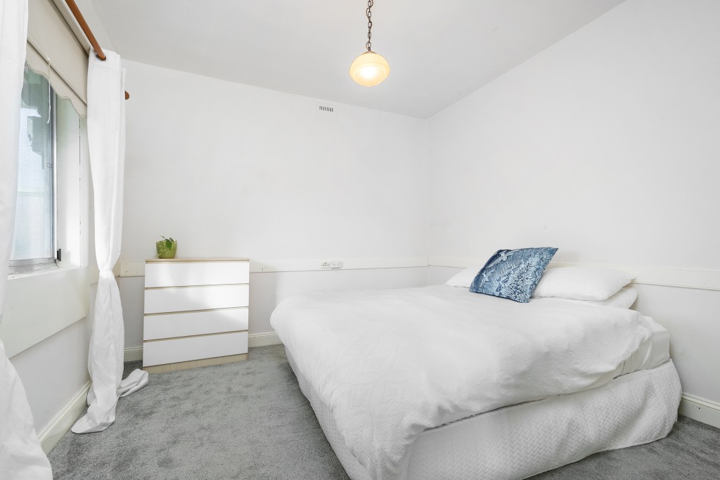 240 Byng Street, Orange NSW 2800 - photo 7