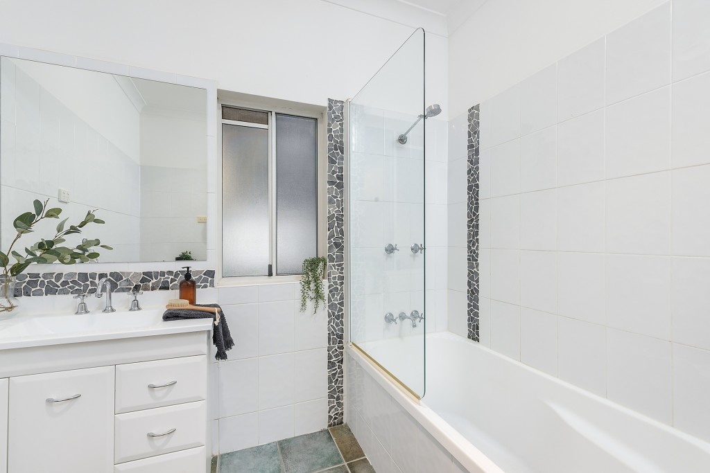 1 Collwood Crescent, Orange NSW 2800 - photo 11