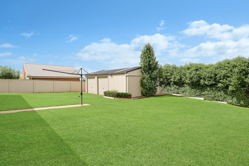 24 George Weily Place, Orange NSW 2800 - photo 17