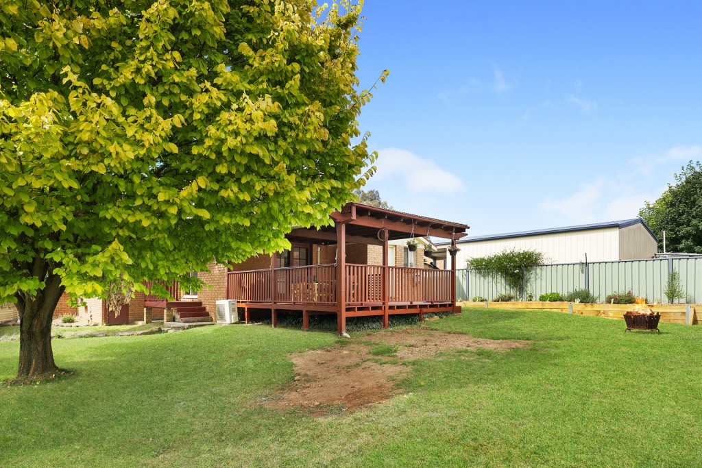 11 Crinoline Street, Orange NSW 2800 - photo 12