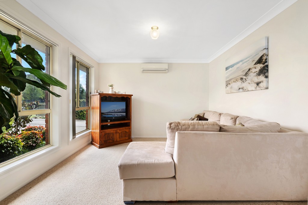 16 Palmer Street, Blayney NSW 2799 - photo 4