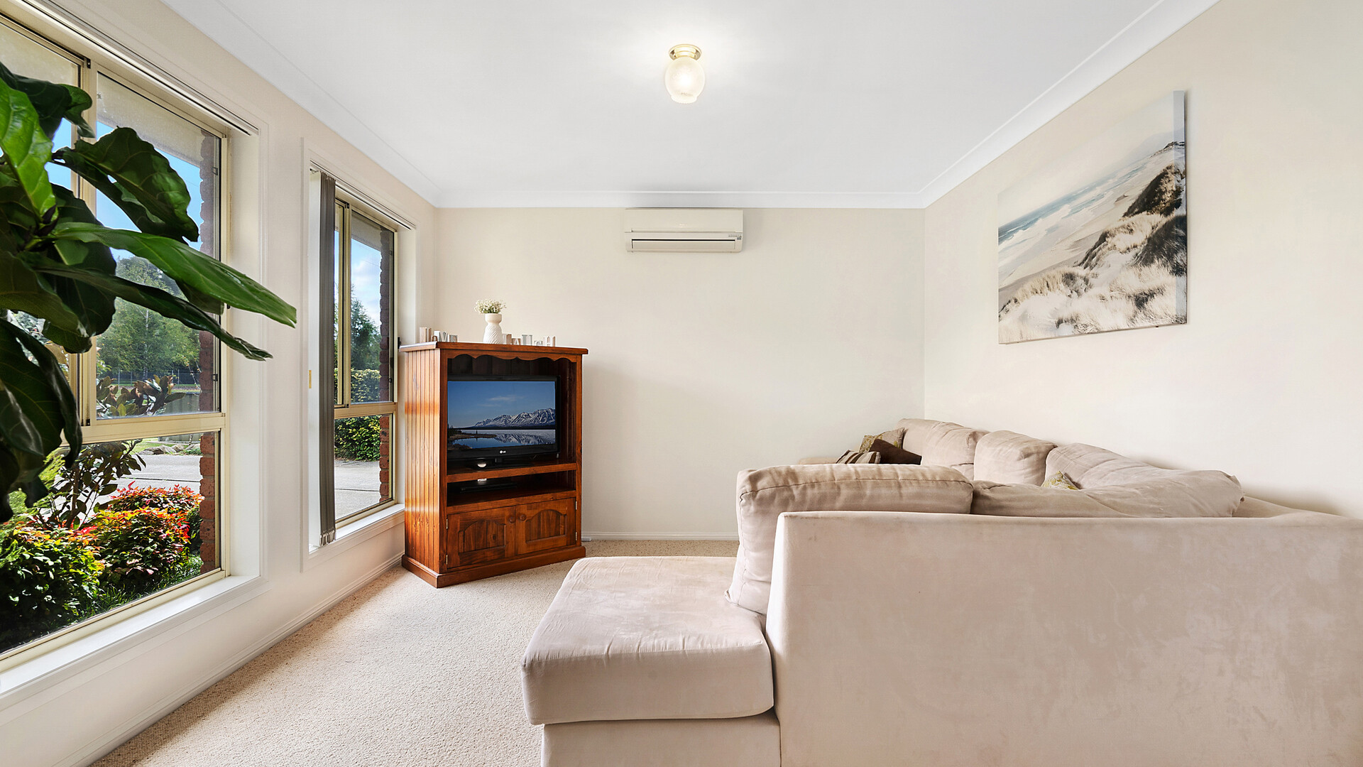 16 Palmer Street, Blayney NSW 2799 - photo 4
