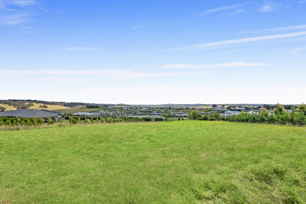 50 Silverdown Way, Orange NSW 2800 - photo 5