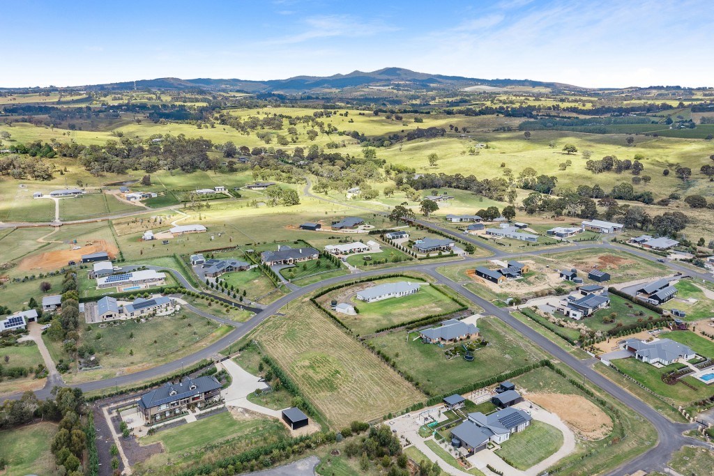 50 Silverdown Way, Orange NSW 2800 - photo 10