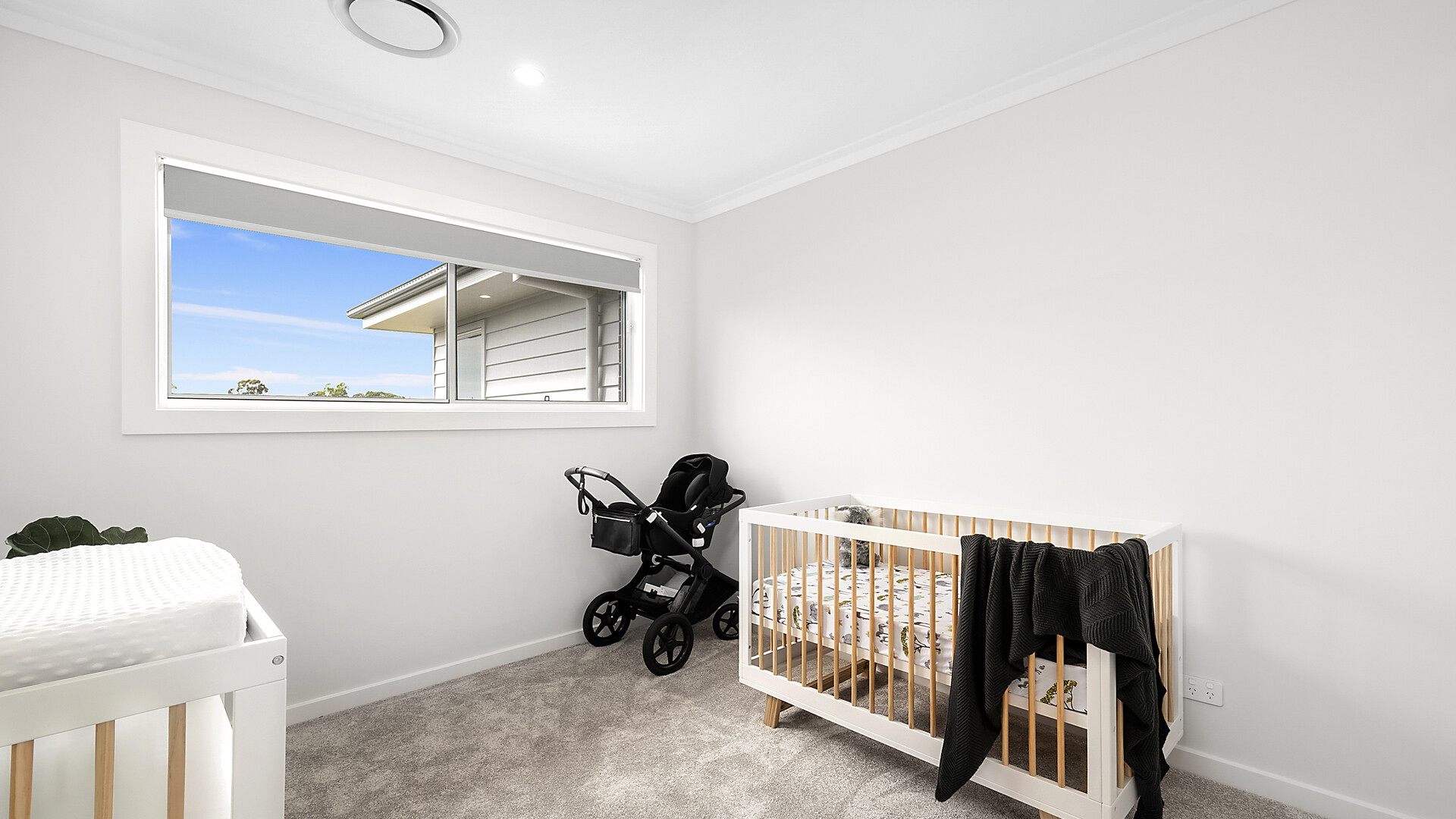 2 Hutchinson Close, Orange NSW 2800 - photo 15