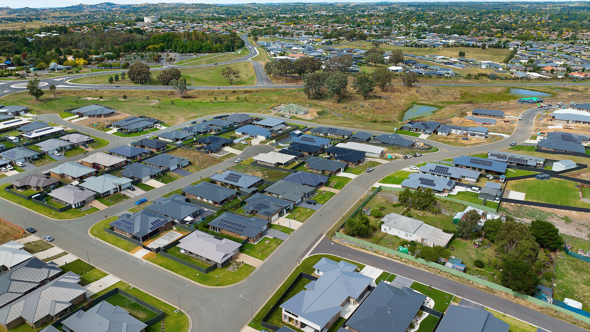 2 Hutchinson Close, Orange NSW 2800 - photo 21