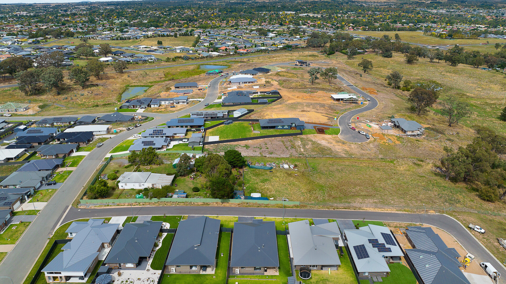 2 Hutchinson Close, Orange NSW 2800 - photo 23