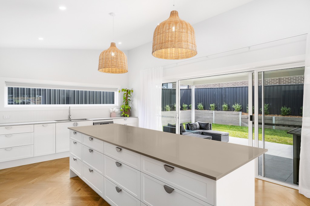 2 Hutchinson Close, Orange NSW 2800 - photo 5