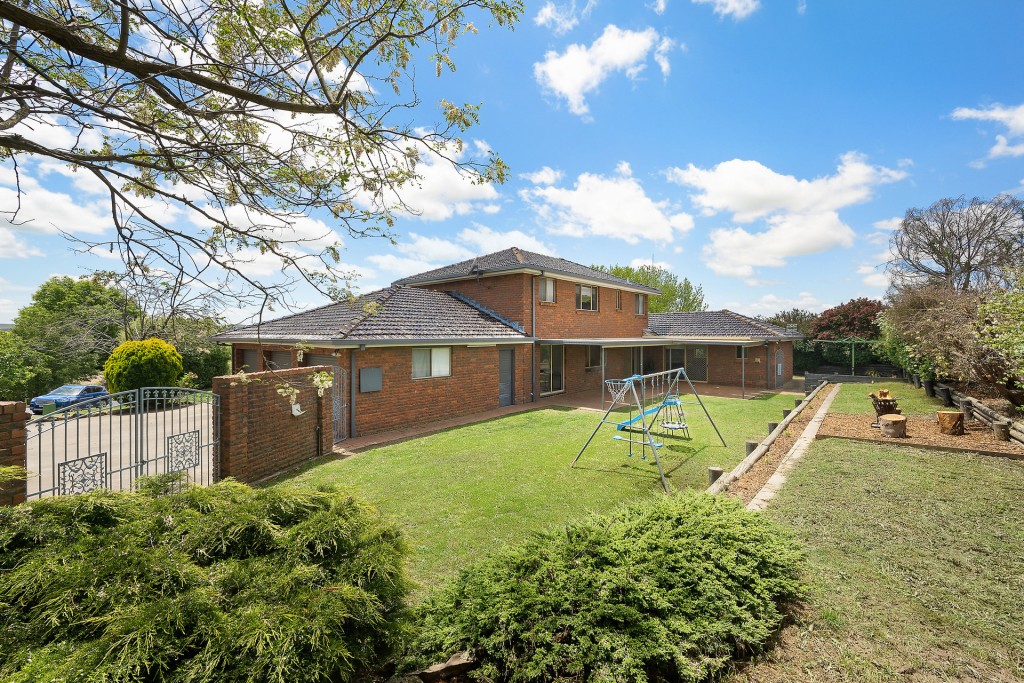 9 Polona Street, Blayney NSW 2799 - photo 8