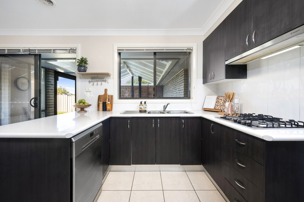 42 Jonathon Road, Orange NSW 2800 - photo 3
