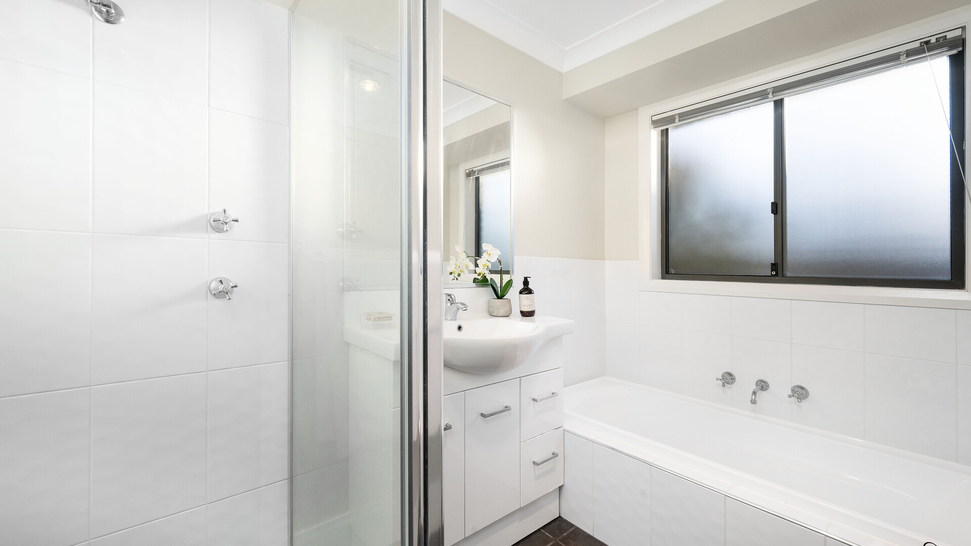 42 Jonathon Road, Orange NSW 2800 - photo 8