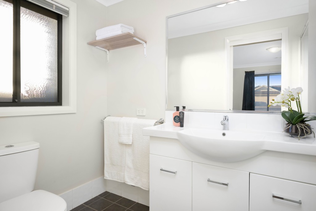 42 Jonathon Road, Orange NSW 2800 - photo 9