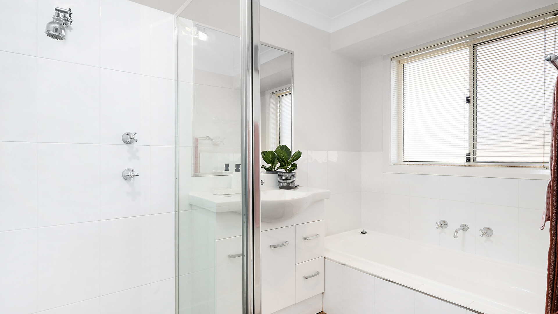 43 Jonathon Road, Orange NSW 2800 - photo 11