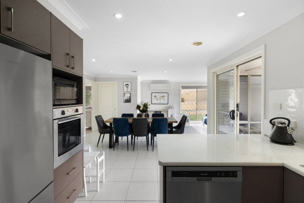 43 Jonathon Road, Orange NSW 2800 - photo 3