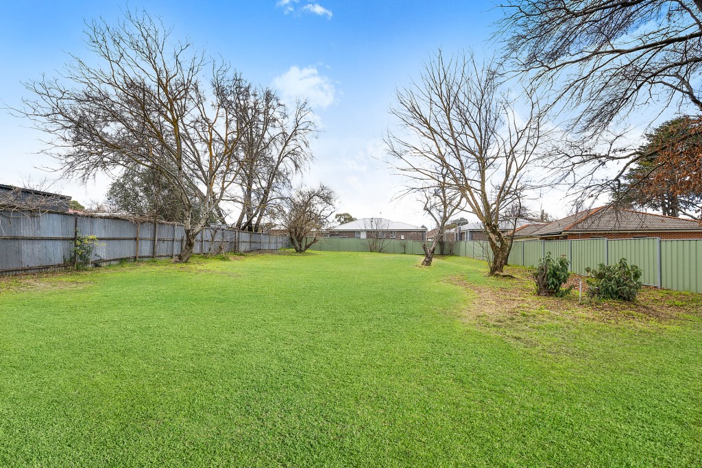 61 Casey Street, Orange NSW 2800 - photo 11
