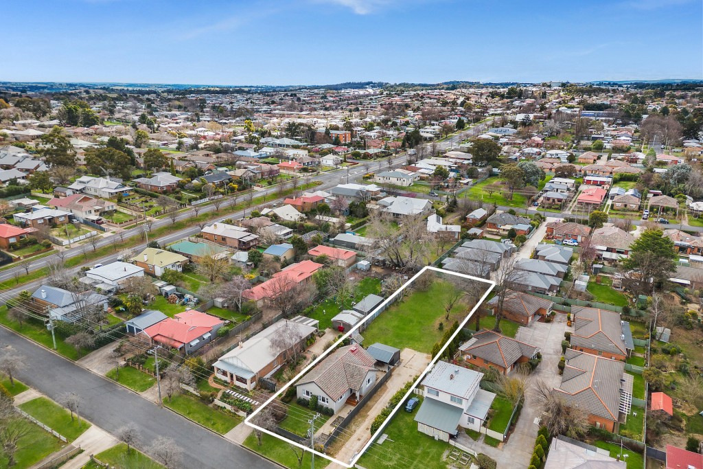 61 Casey Street, Orange NSW 2800 - photo 3