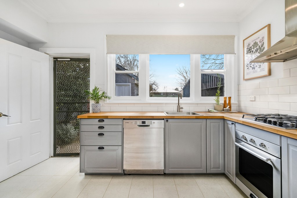 61 Casey Street, Orange NSW 2800 - photo 6