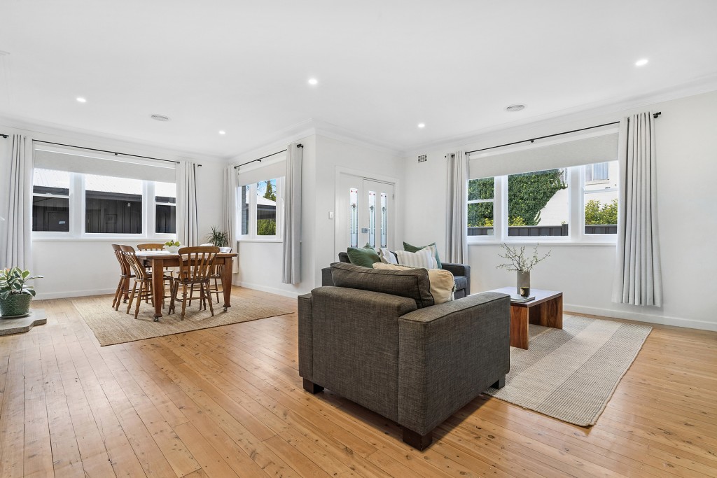 61 Casey Street, Orange NSW 2800 - photo 9